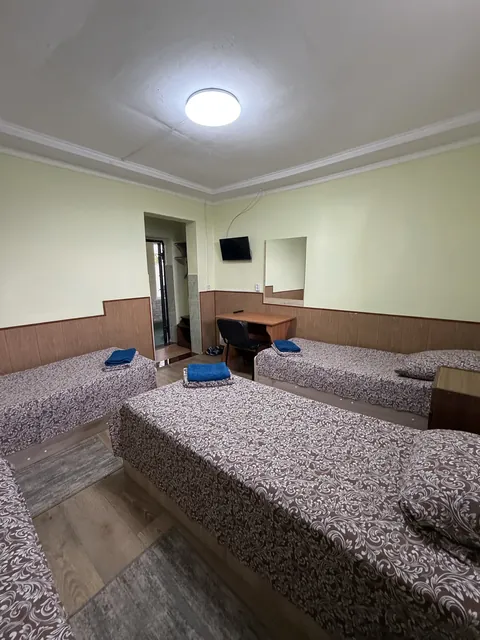 Спальные места в номере для компании